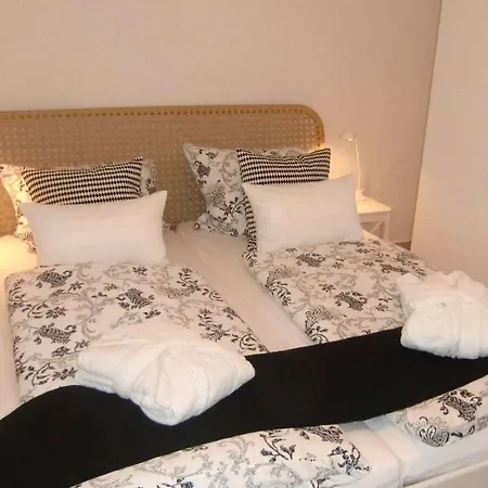 Naekel-hardtberg 別荘 *