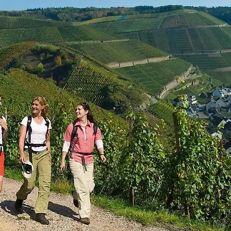 Naekel-hardtberg *